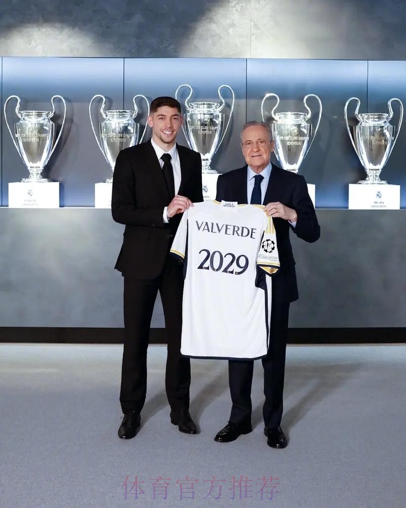 罗马诺:皇马与巴尔韦德就续约至2028年达协议 罗马诺:皇马与巴尔韦德就续约至2028年达协议
